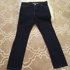 BANANA REPUBLIC SKINNY JEANS